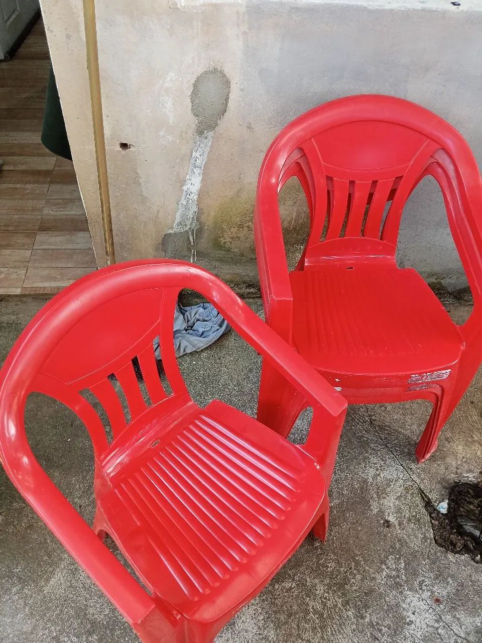 Cadeira e mesas plásticas - Foto 3