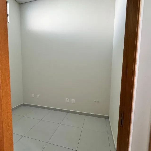 Sala comercial Zona 08 Maringá-PR - Foto 5