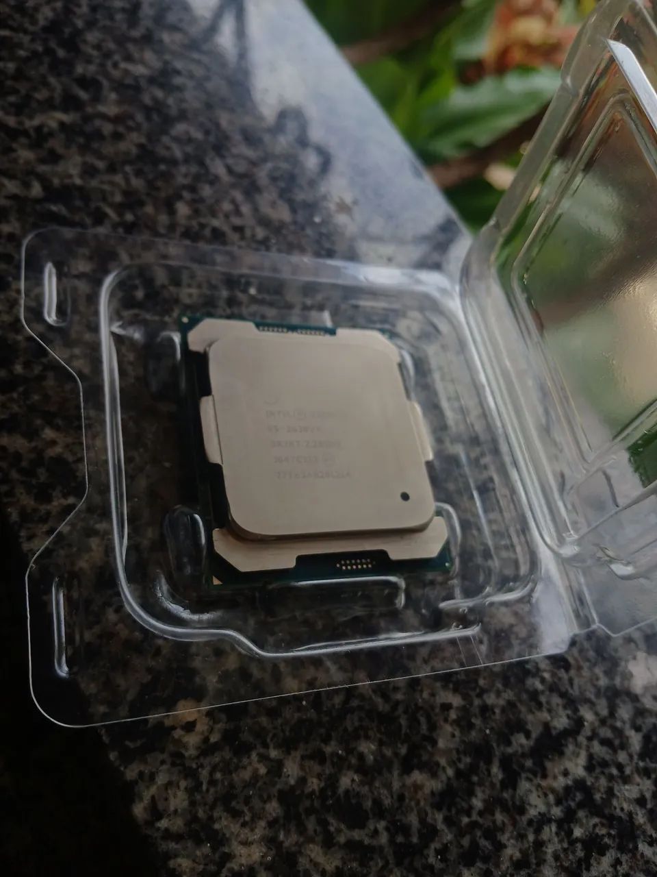 Xeon E5 2630 v4 