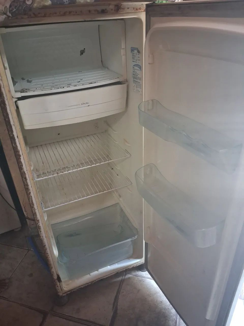 Vendo geladeira Electrolux  - Foto 2