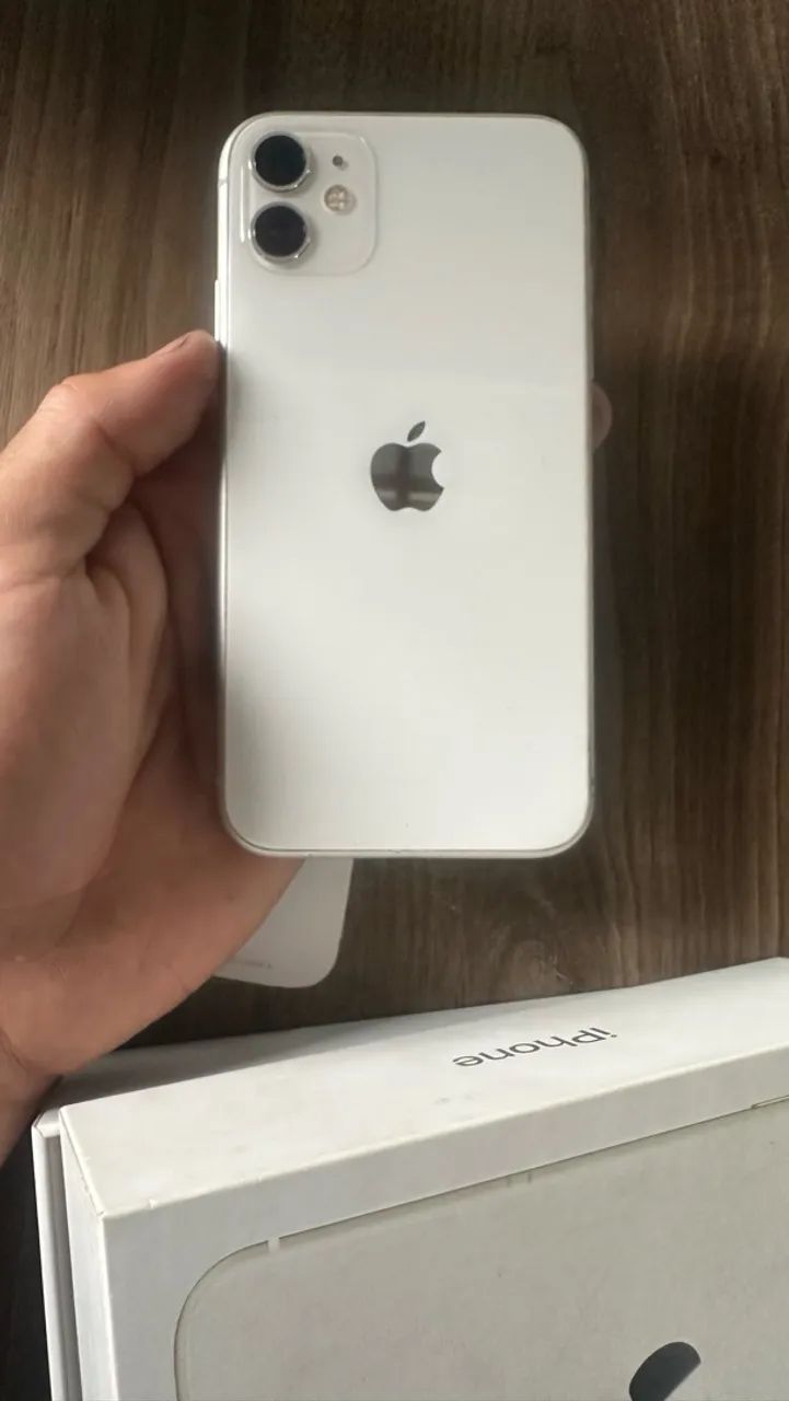 iPhone 11 branco - Foto 2