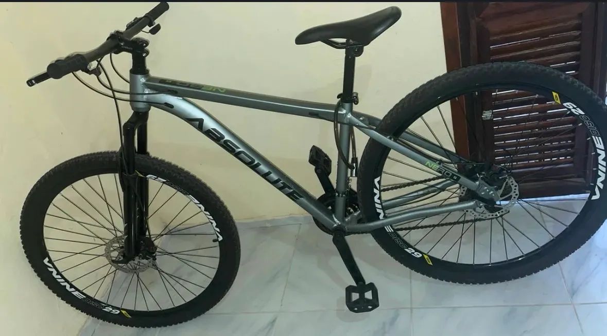 Vende-se bicicleta seminova 