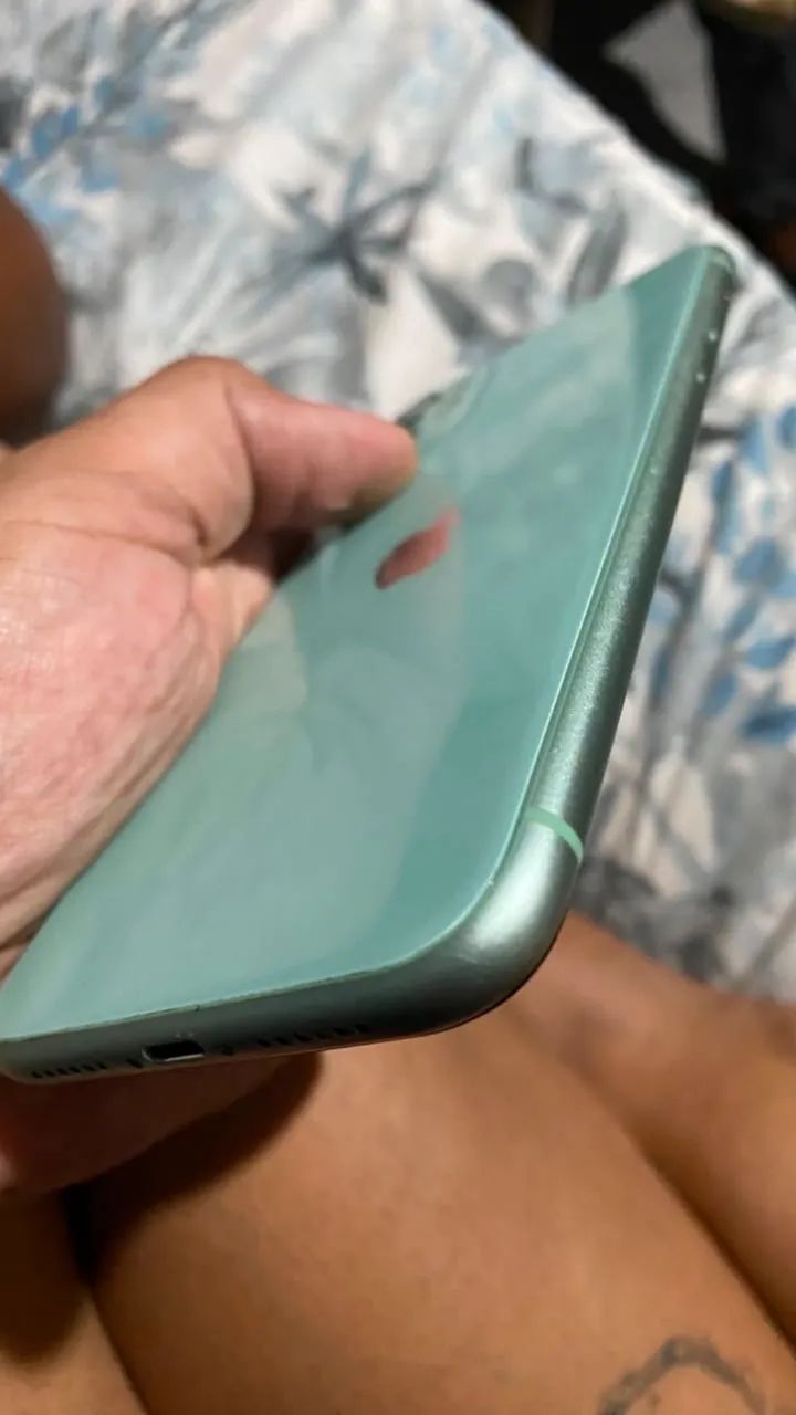 IPHONE 11 64gb - Foto 5