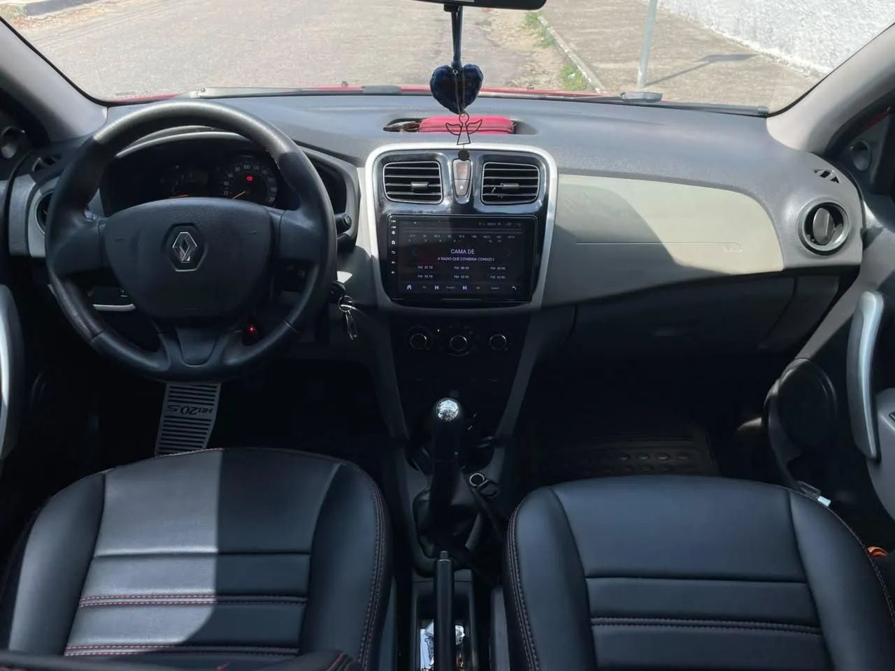 Renault Logan Expression Hi-flex 1.6 8V 4P 2017 - Foto 4