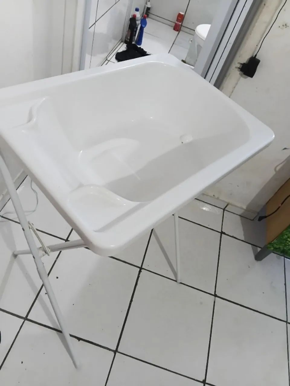 Banheira infantil com suporte  - Foto 2