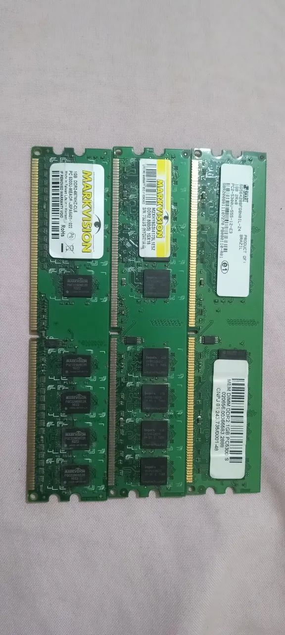 Memórias DDR2 de 1GB 