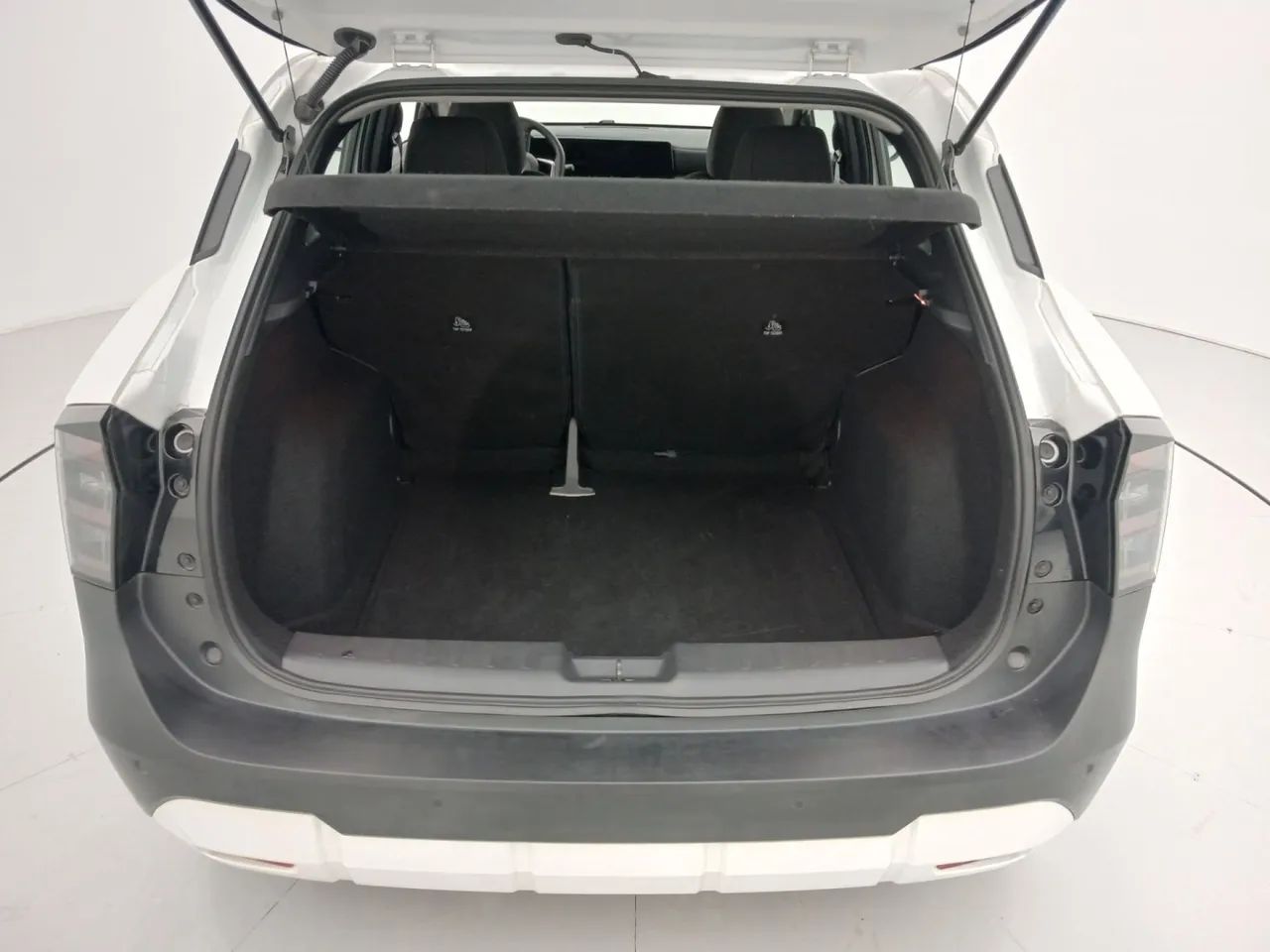 Nissan Kicks 1.0 Turbo Sense, foto 9 de 18