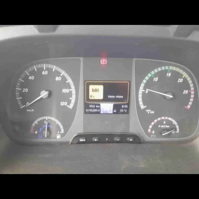 MB AXOR 3344 6X4 ANO 2022 195.000KM - Foto 9