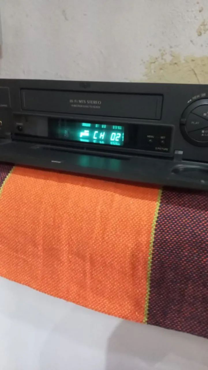 Video cassette sharp defeito 