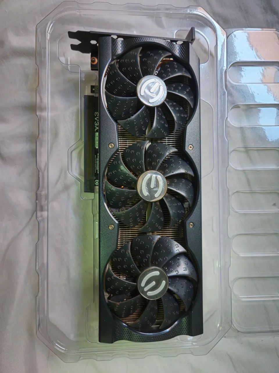 Placa de vídeo RTX 3060 TI EVGA FTW3 Ultra  - Foto 3