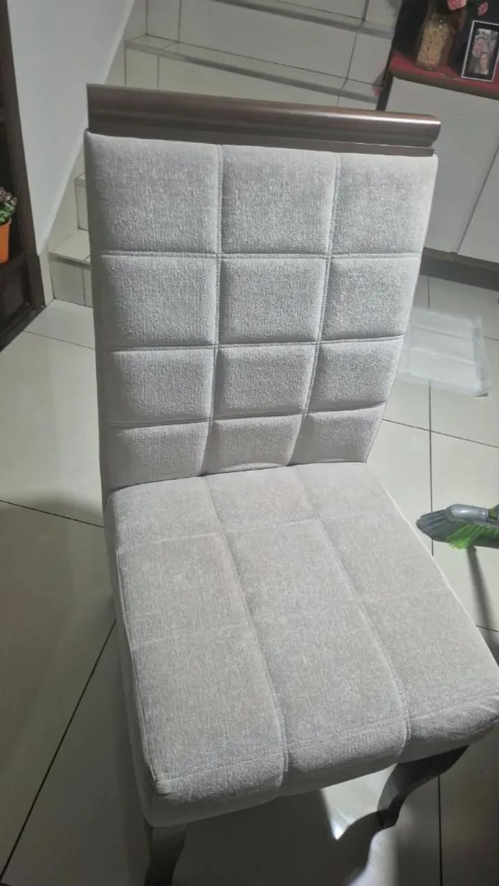 Cadeira de jantar nova - Foto 2