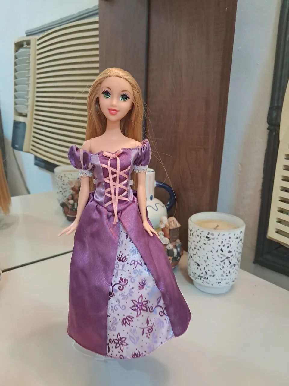 Boneca Disney princesa rapunzel..