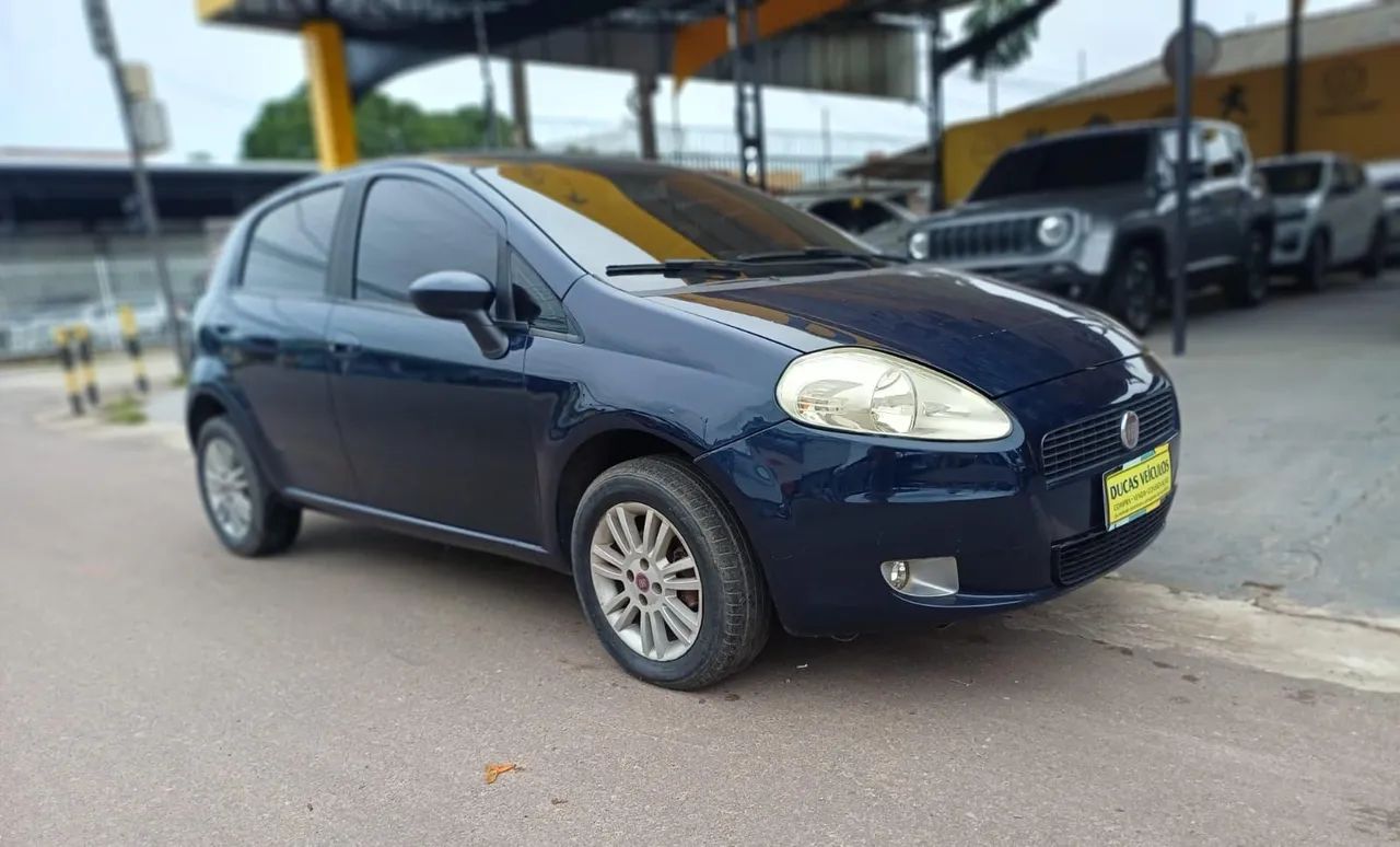 Fiat Punto Attractive 1.4 Fire Flex 8V 5P 2011 - Foto 4