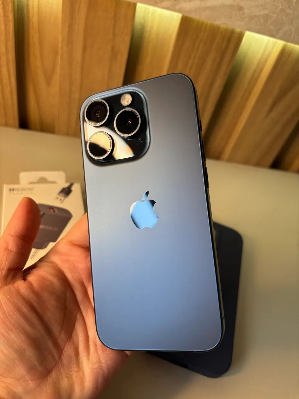 iPhone 15 pro titanium impecável, com 91% de bateria original  - Foto 4