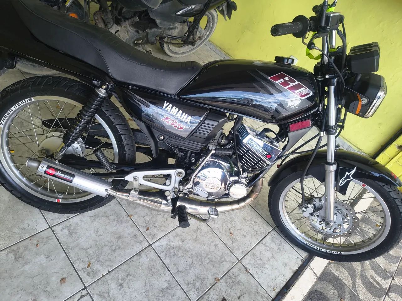Yamaha RD 135  - Foto 3