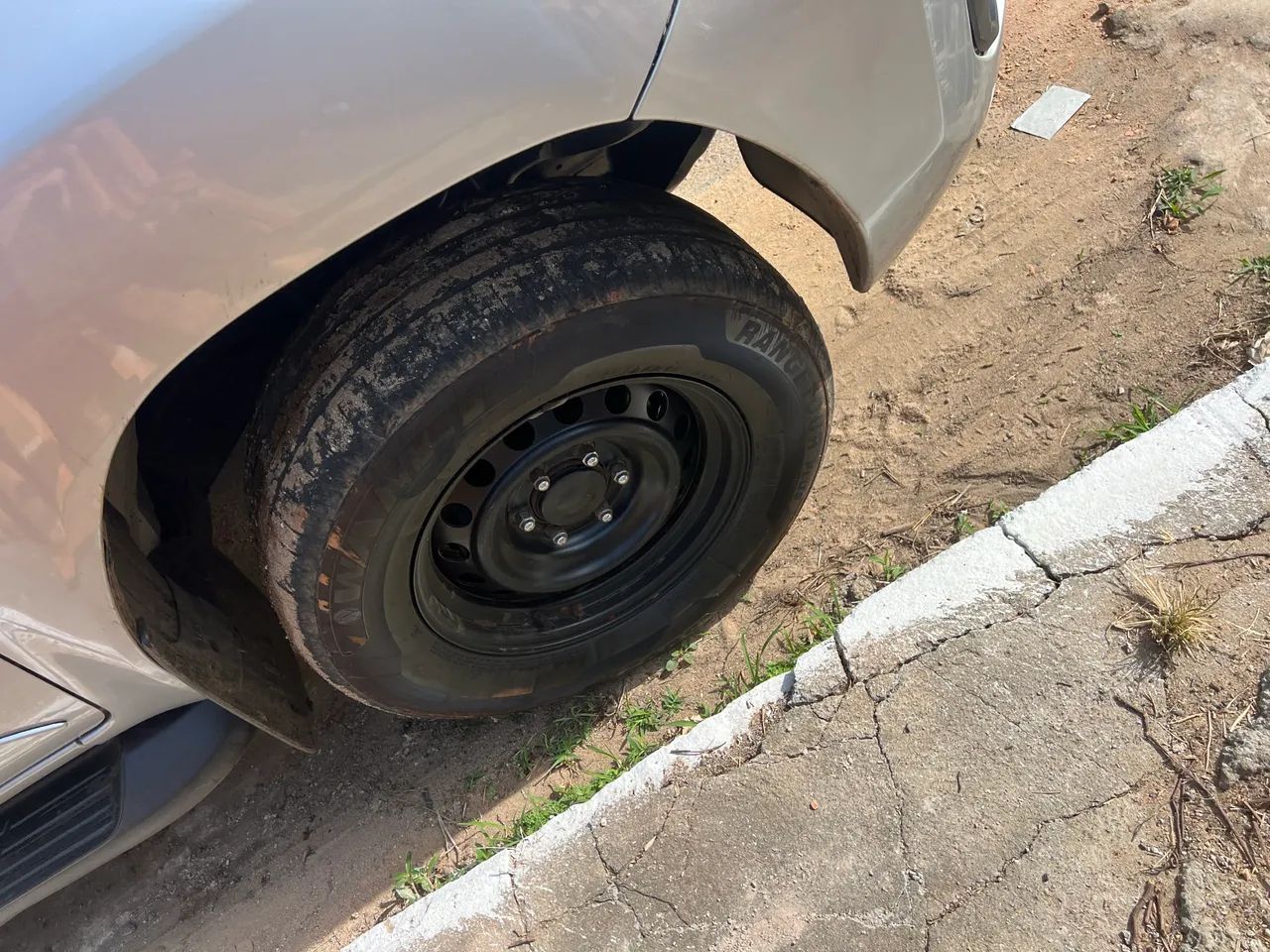 Rodas de ferro aro 17  - Foto 4