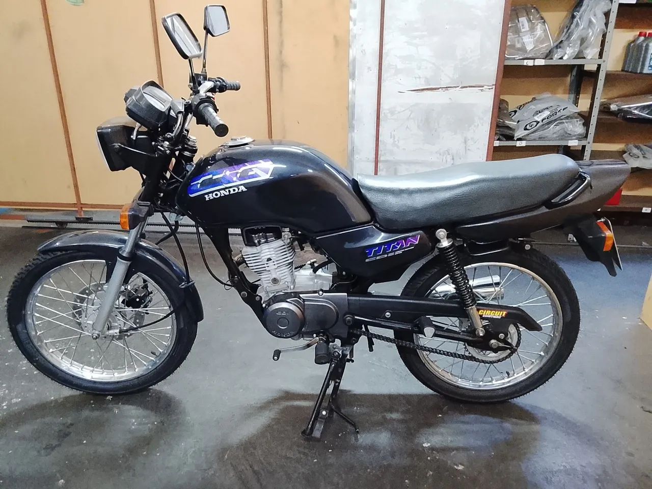 TITAN 125  - Foto 2
