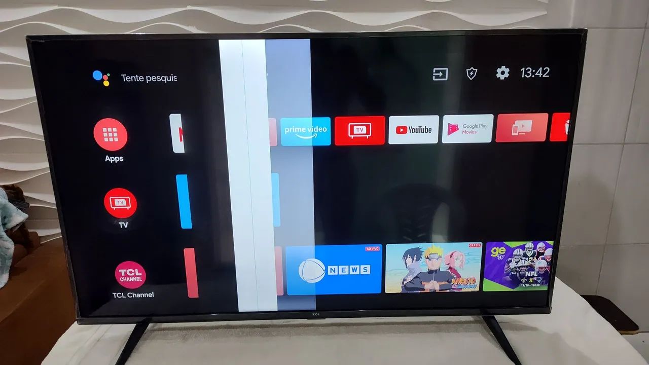Tv TCL 50 polegadas com problema só funciona metade da tela  - Foto 2