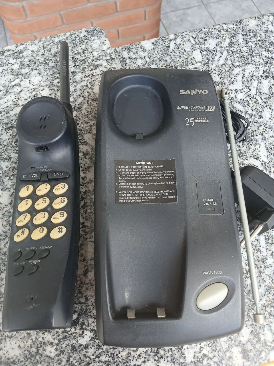 Telefone Fixo Sanyo sem fio parede