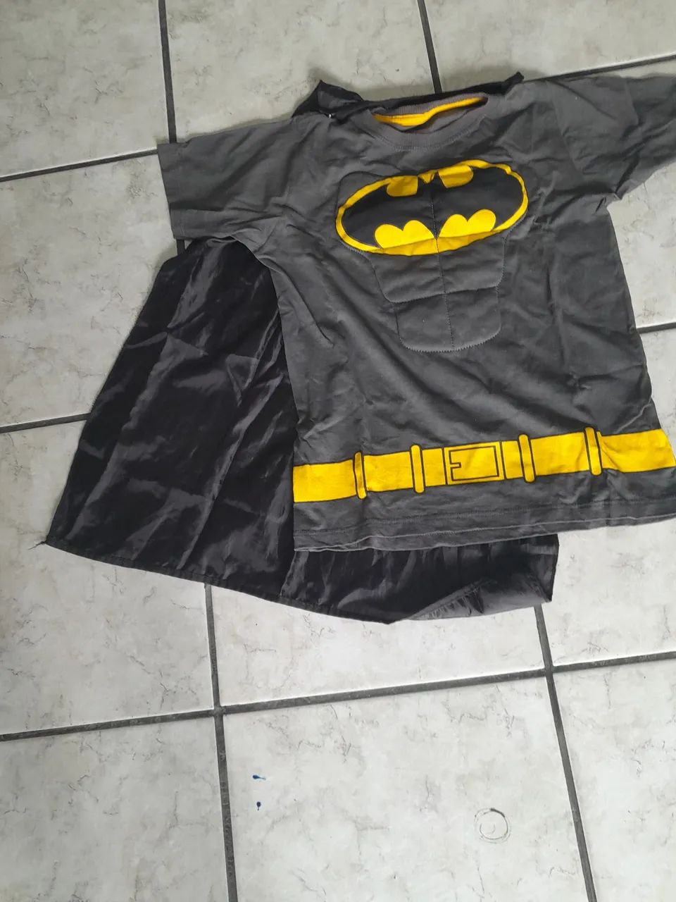 Camisa com capa Batman 