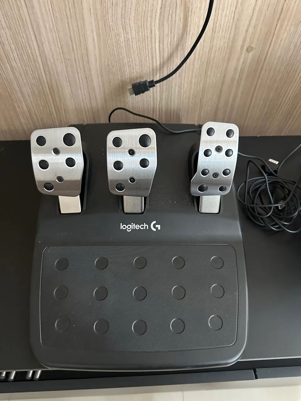 Volante Logitech G29 PC, PS4 e PS5  - Foto 2
