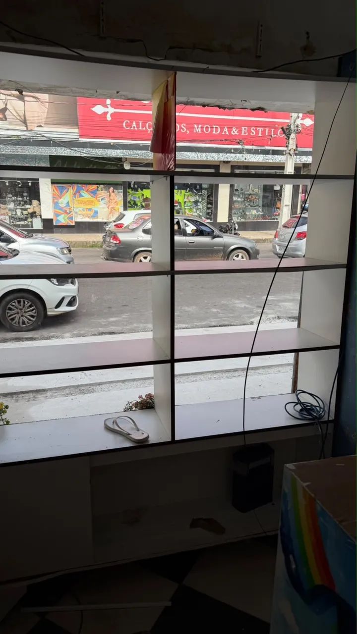 Vitrine, prateleiras e estantes - PARA VENDER LOGO - Foto 2