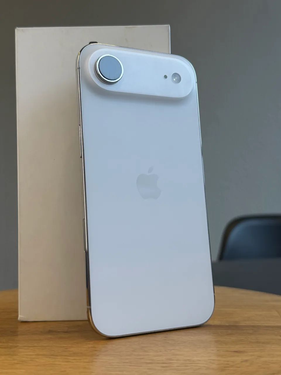 iPhone 17 AIR 256GB BRANCO Novinho - Celulares e Smartphones