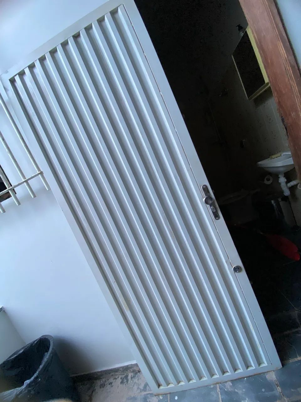 Porta de aço pivotante 0,80 x 2,10 m