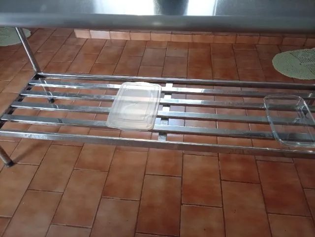 Mesa de inox industrial. - Foto 3