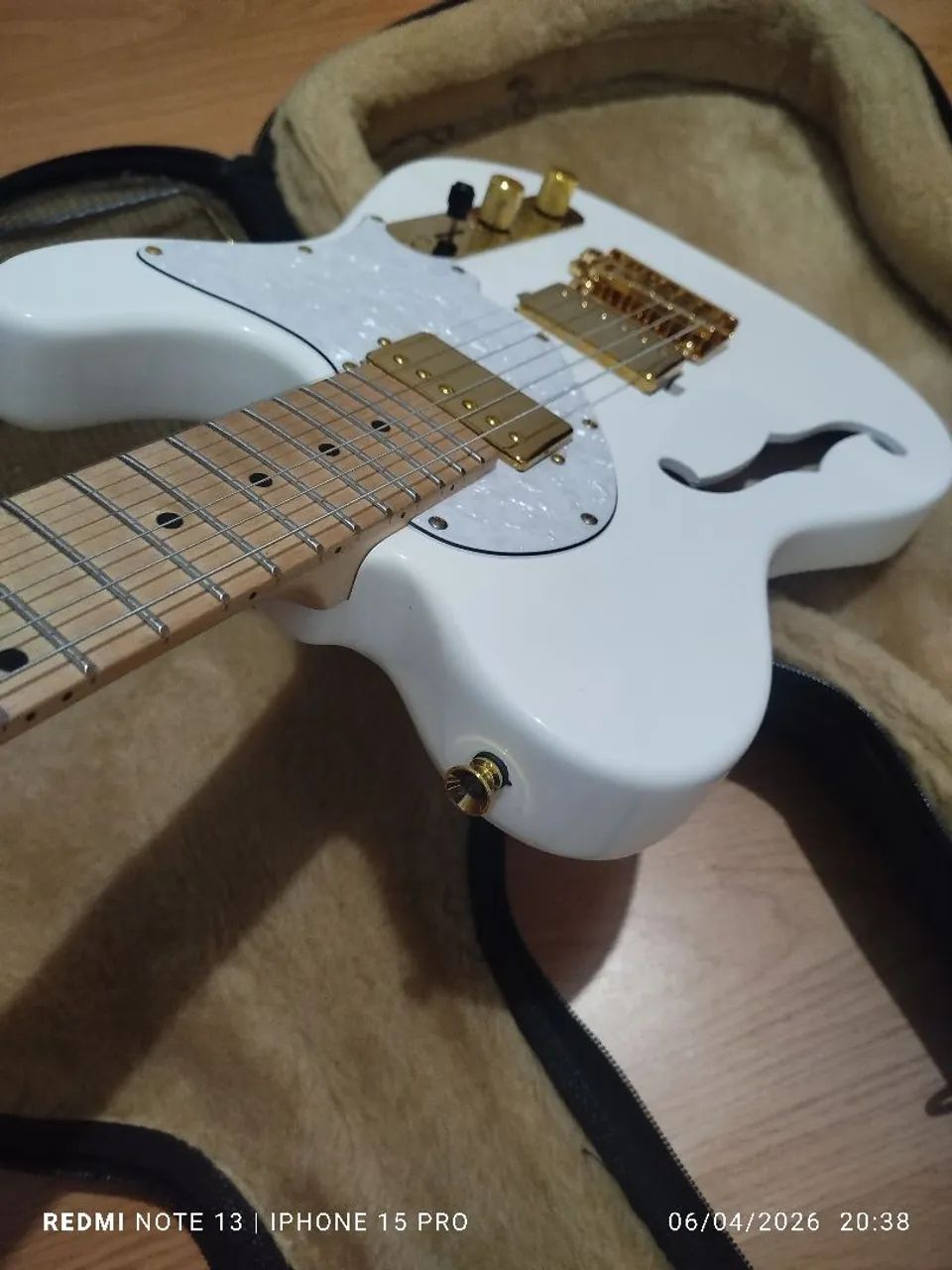 Guitarra Seizi katana Kabuki HH-White Gold - Instrumentos musicais
