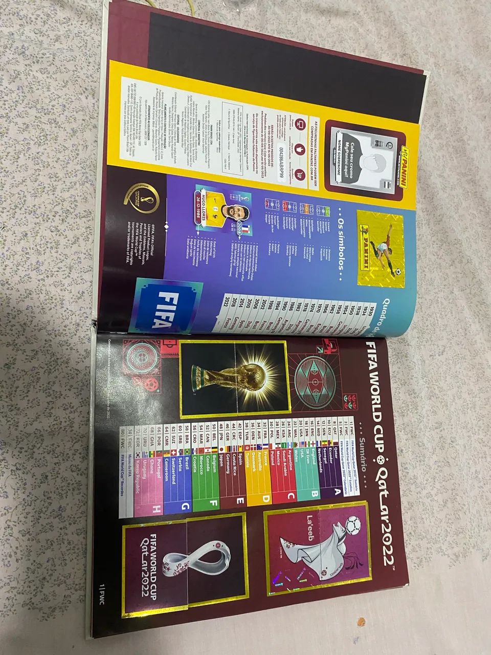 Kit com 2 álbuns da copa 2018 e 2022 capa dura completos - Foto 3