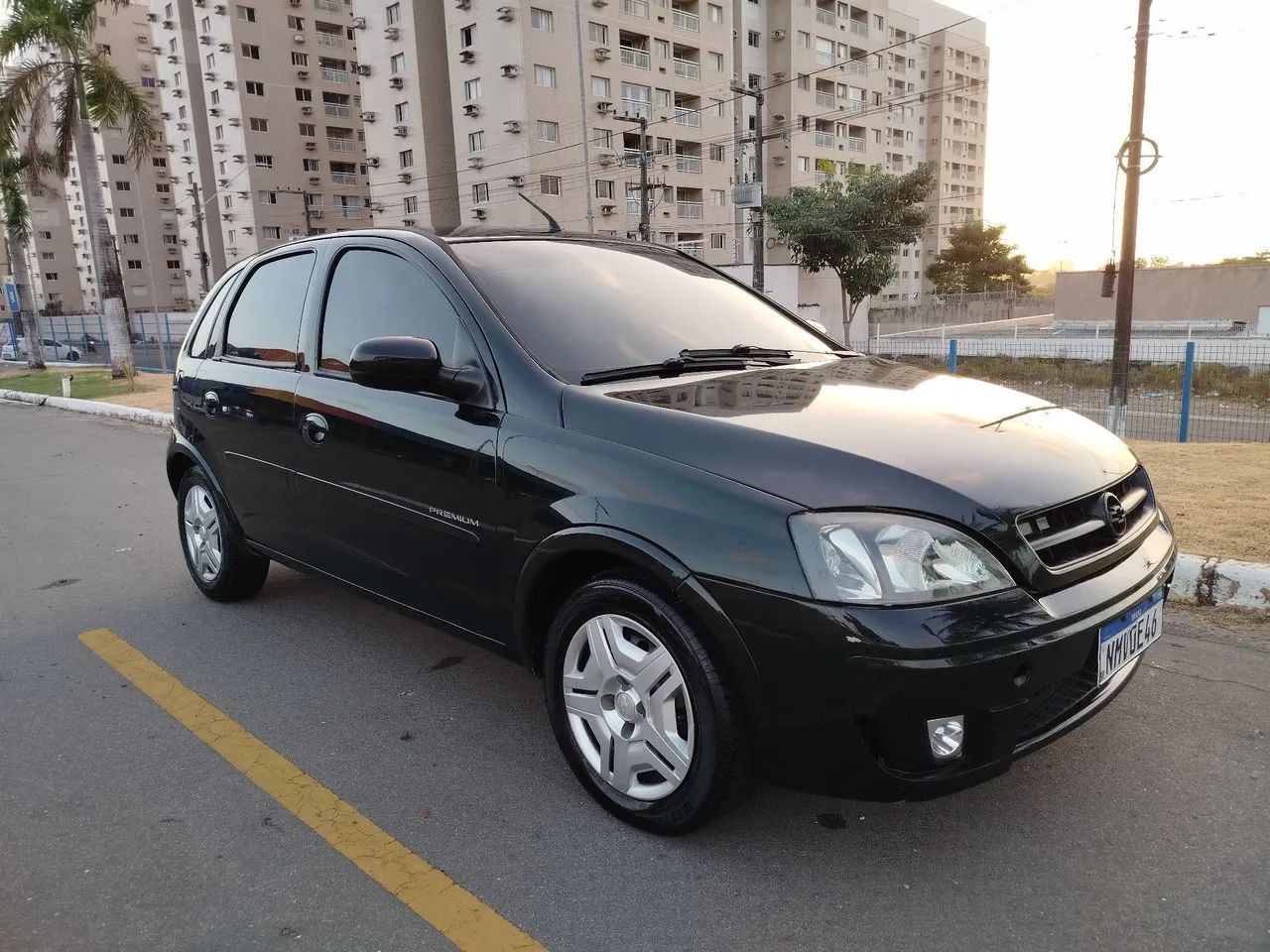Chevrolet Corsa Corsa Hat. Premium 1.4 8V ECONOFLEX 5p 2010