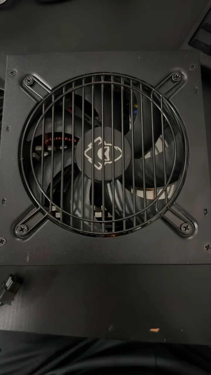 Fonte Mancer Thunder 600w usada - Foto 2