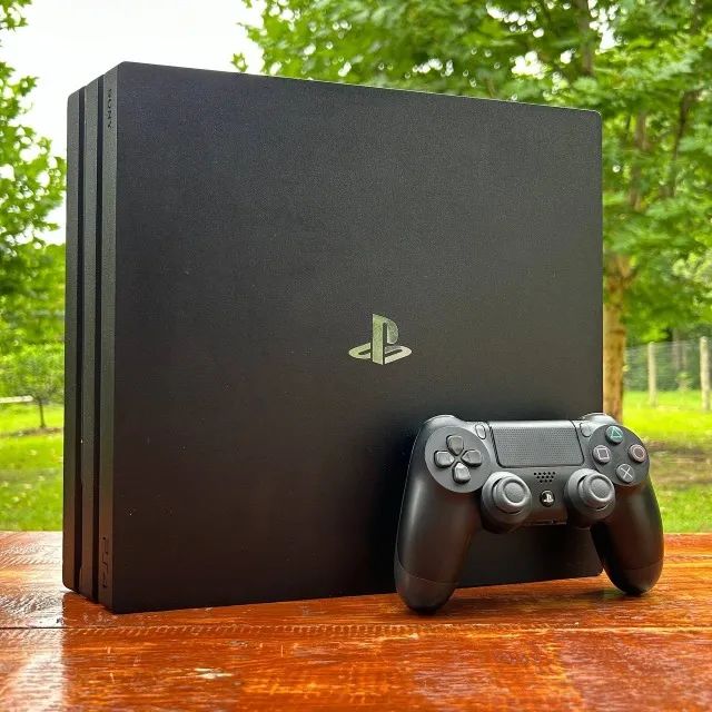 Console PlayStation 4 Pro 1TB com Controle Original e Caixa - Foto 3