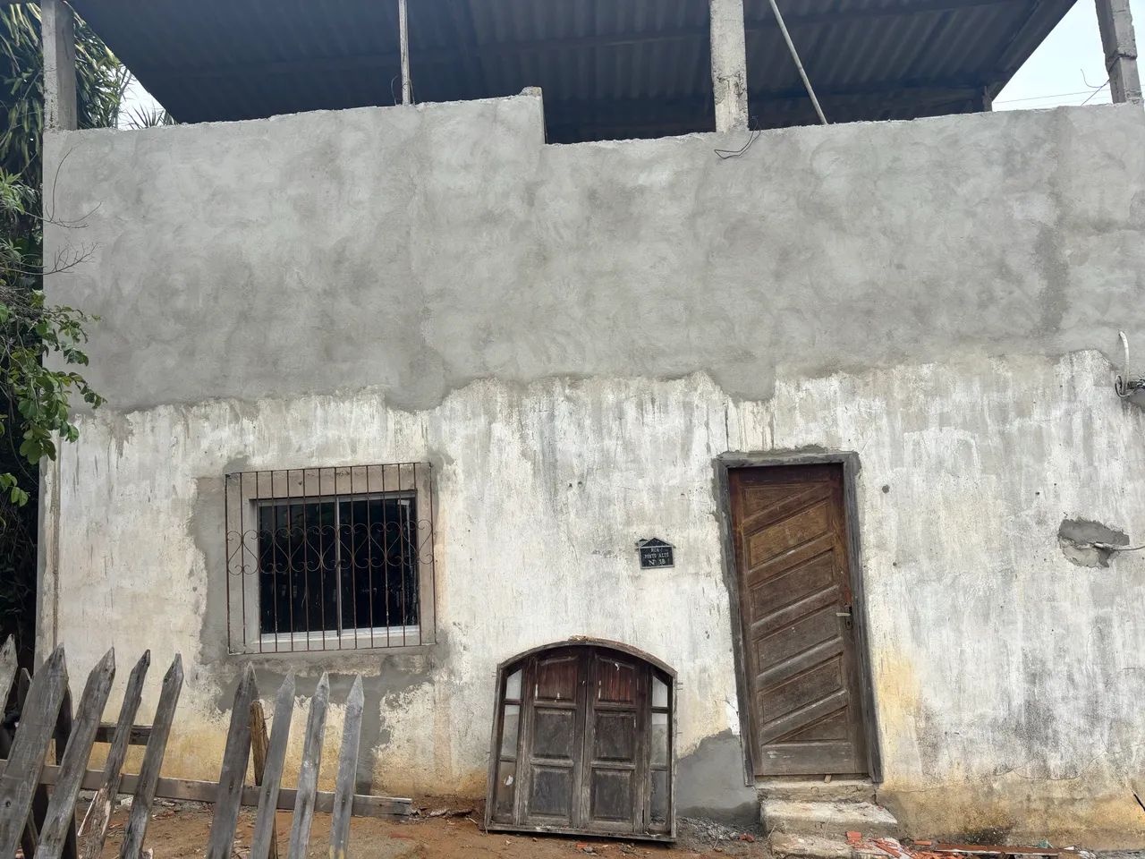 Vendo ou troco casa em vila graúna 