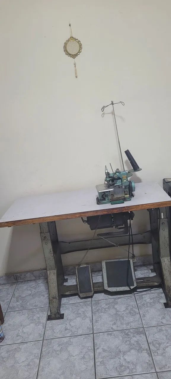 Maquina de costura Overlock - Foto 3