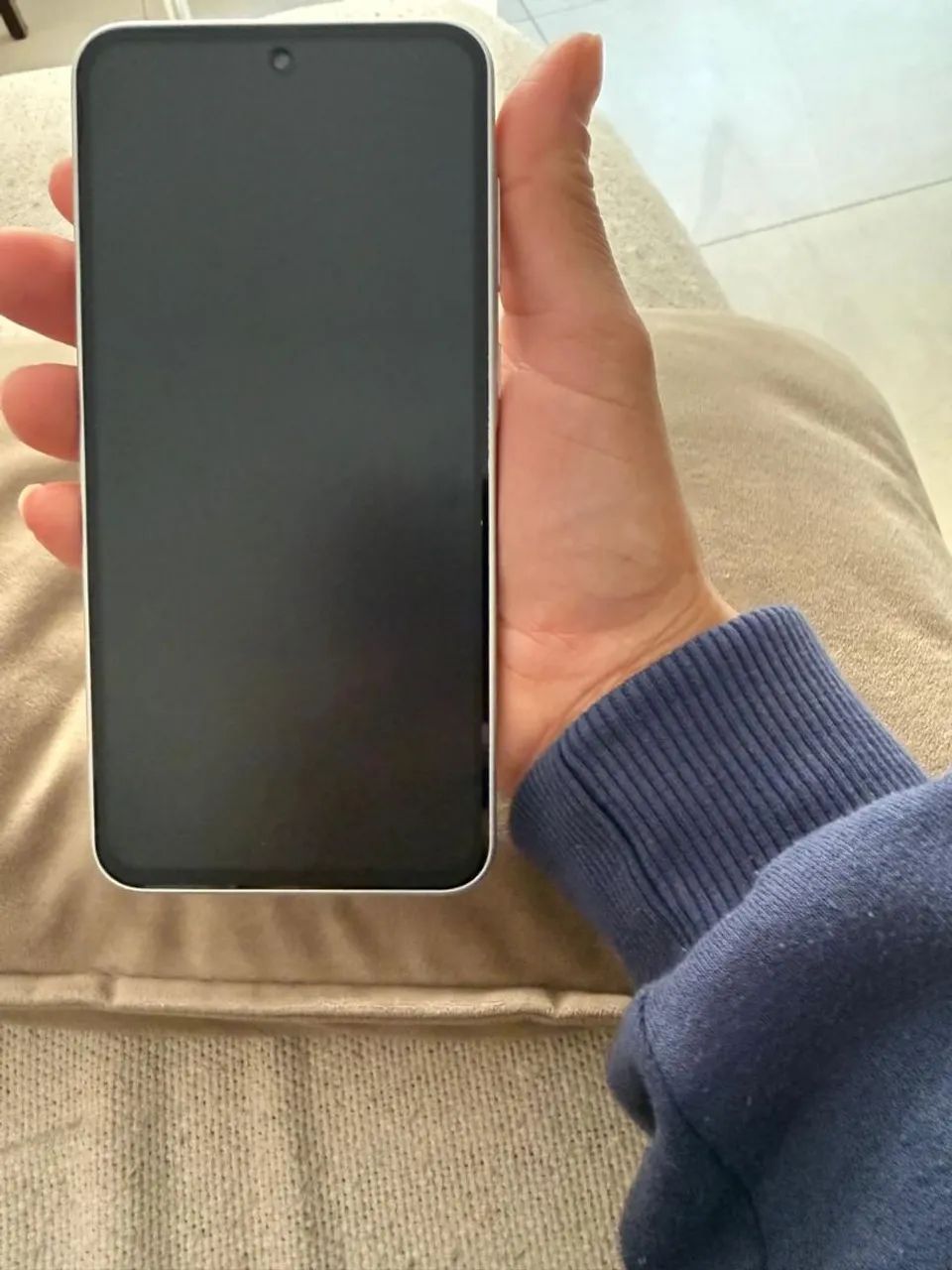 Celular Muito Novo