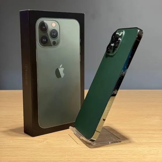iPhone 13 Pro Max  - Foto 2