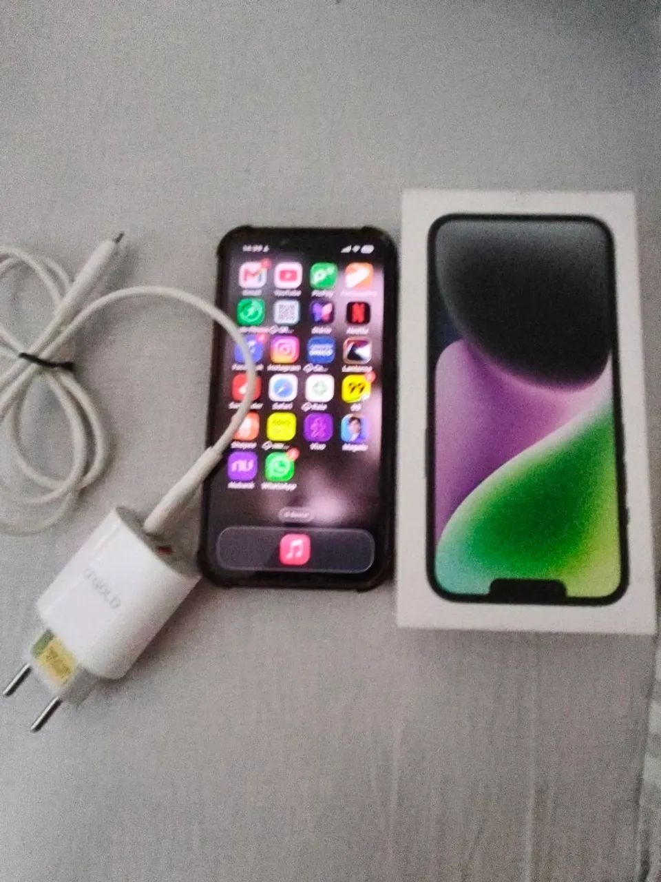 Vendo iPhone 14 novíssimo.  - Foto 2