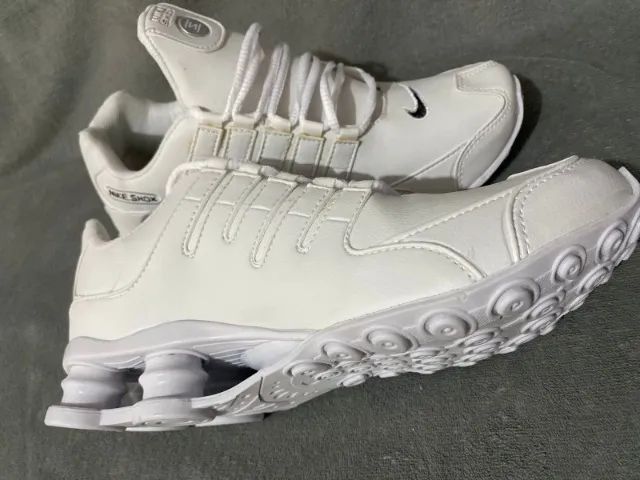 Tênis Nike Shox NZ - Nº 40