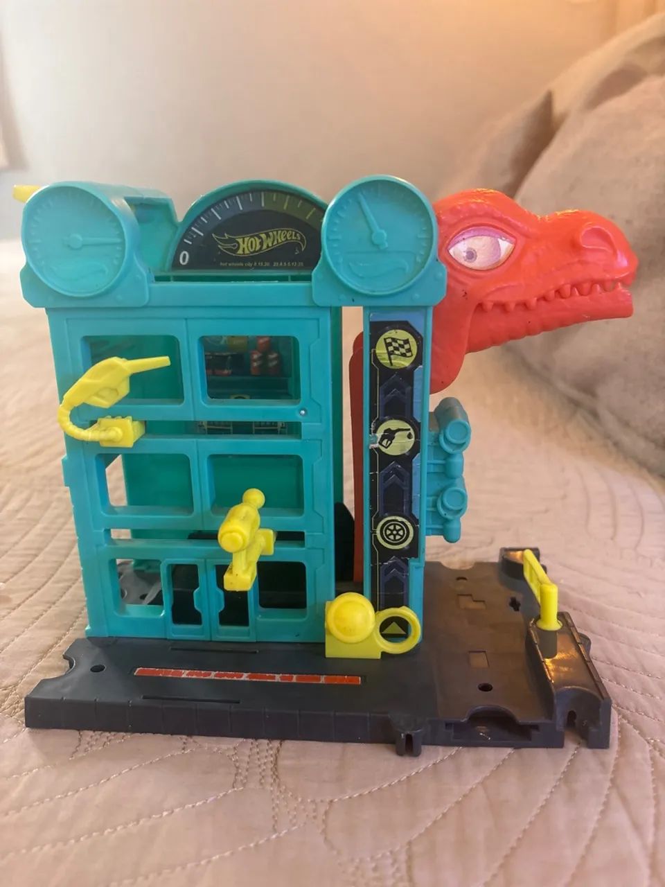 Brinquedo hotwhells