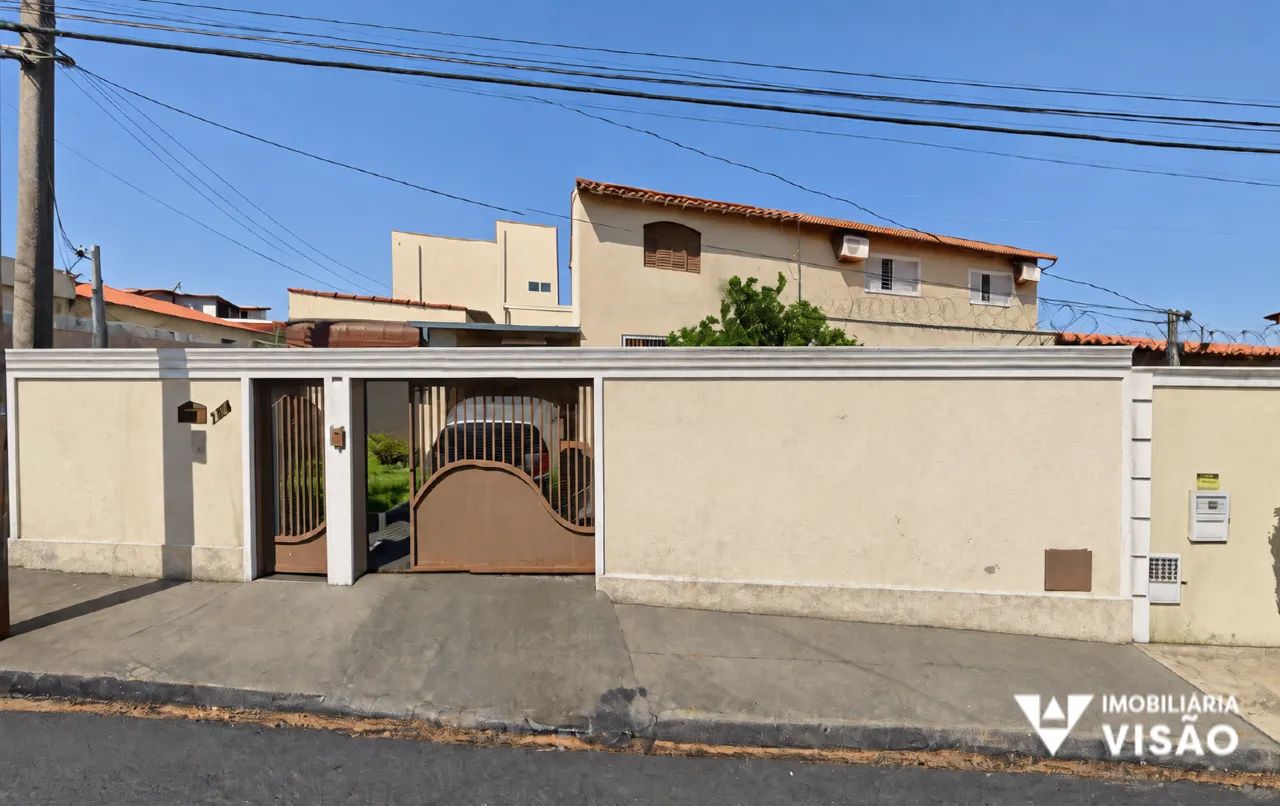 CASA PARA ALUGAR, 03 QUARTOS, 02 VAGAS, CONJUNTO MORADA DO SOL - UBERABA/MG