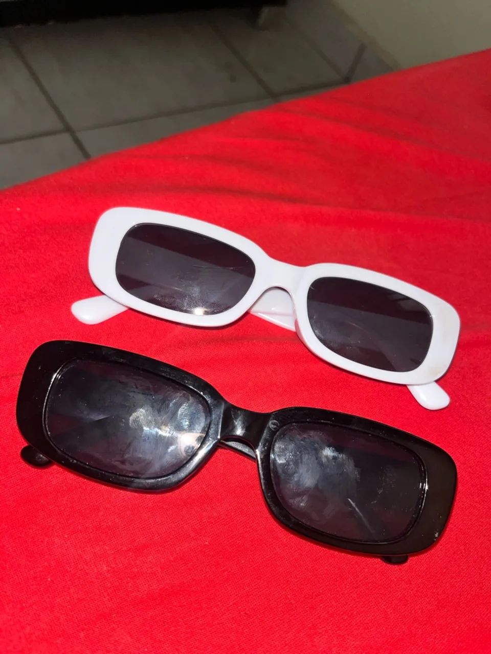 2 óculos 
