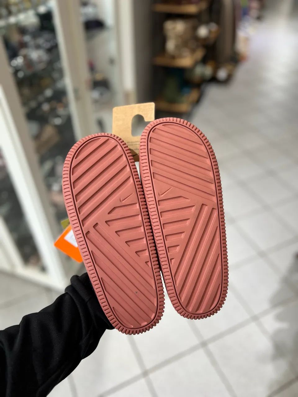Chinelo Nike Novo Original T. 37 - Foto 2