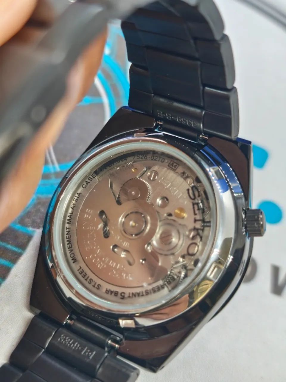 RELOGIO SEIKO 5 SNKE03.4 ALL BLACK  - Foto 4