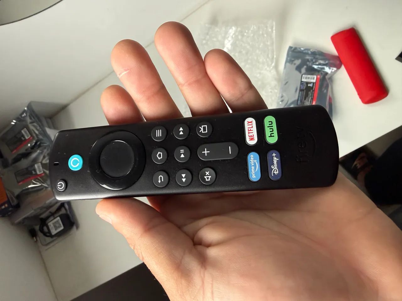 Amazon Fire Stick TV 4K 1 Gen - Foto 3
