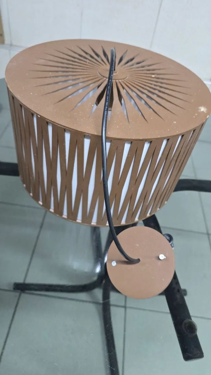 Pendente de luz em MDF - Foto 4