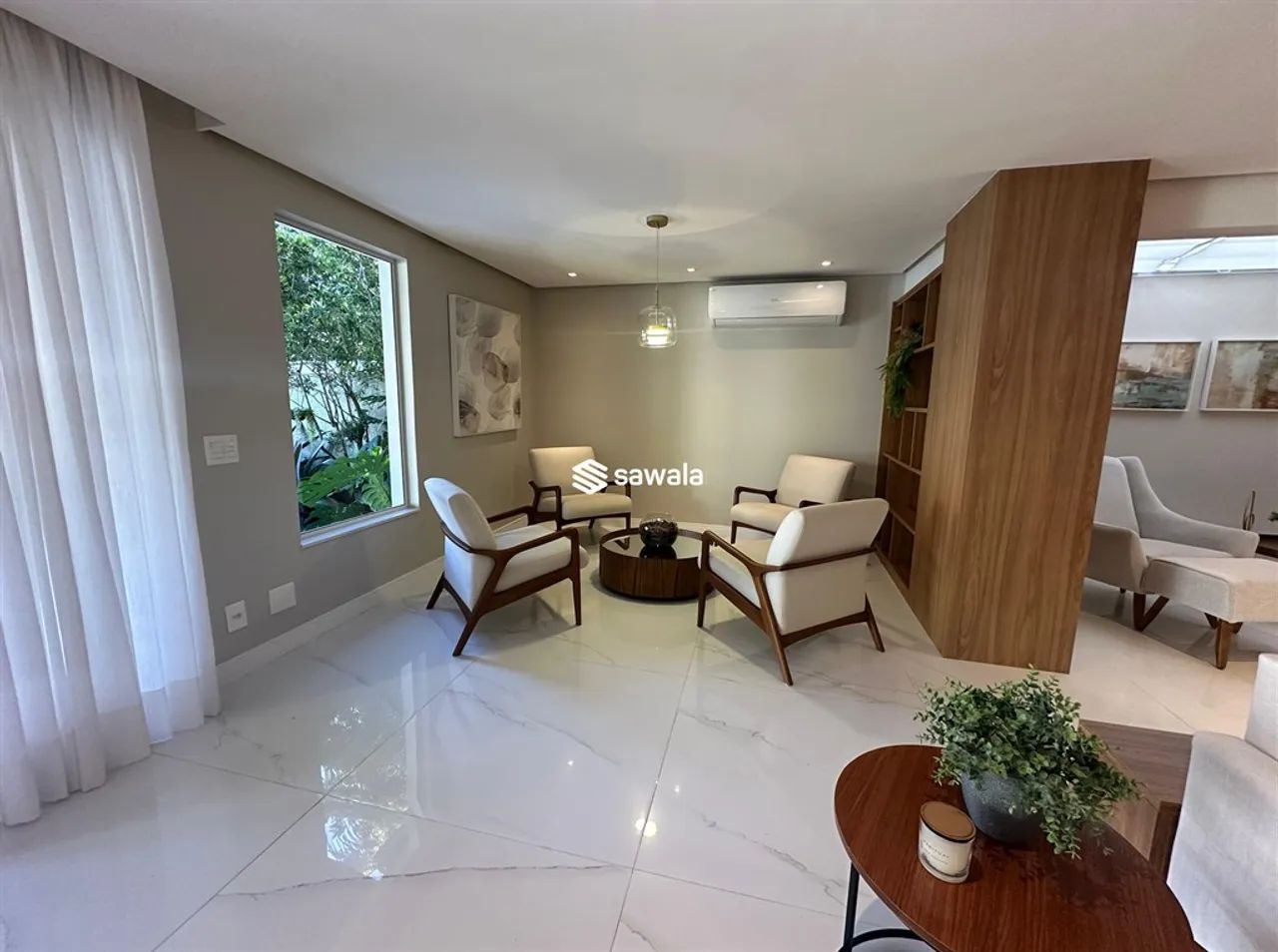 Casa de Alto Padrão para Locação - 4 Quartos - Mobiliada Condomínio Exclusivo na Barra da 2