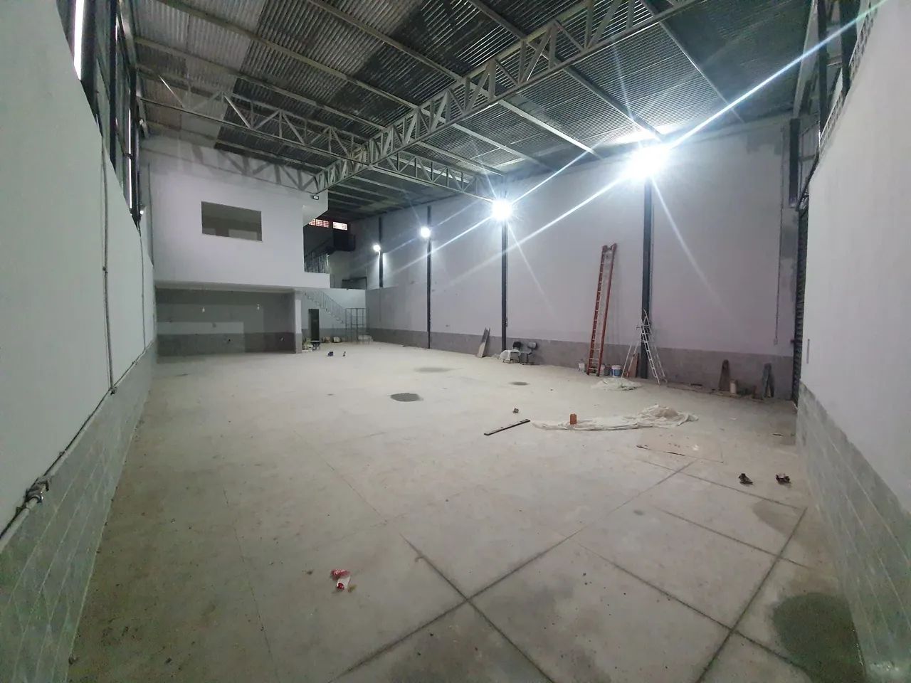 ALUGA-SE GALPÃO 400M - Foto 3