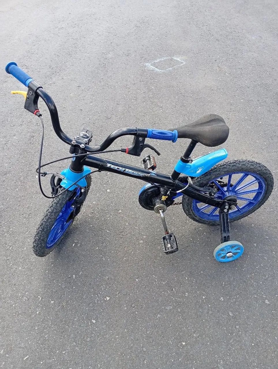 Vendo bicicleta infantil. 